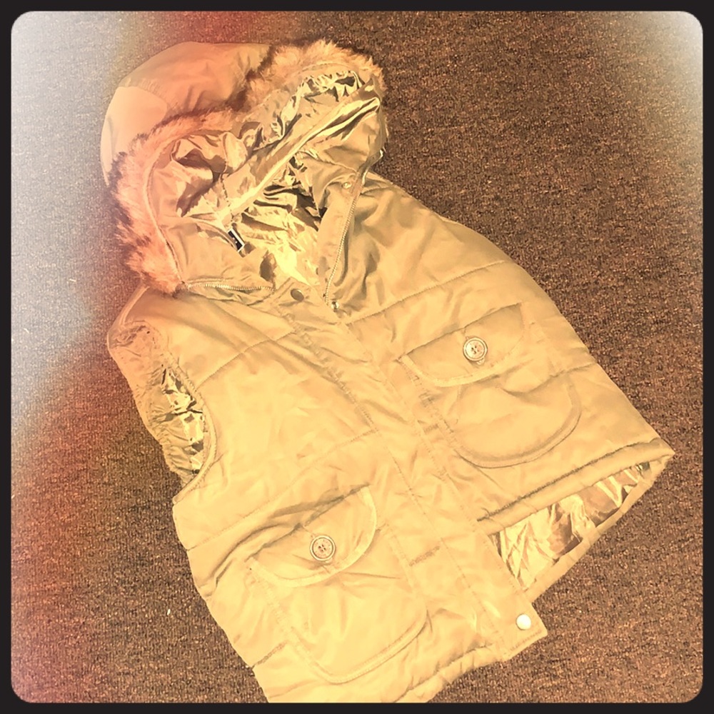 Iight Olive Green Vest